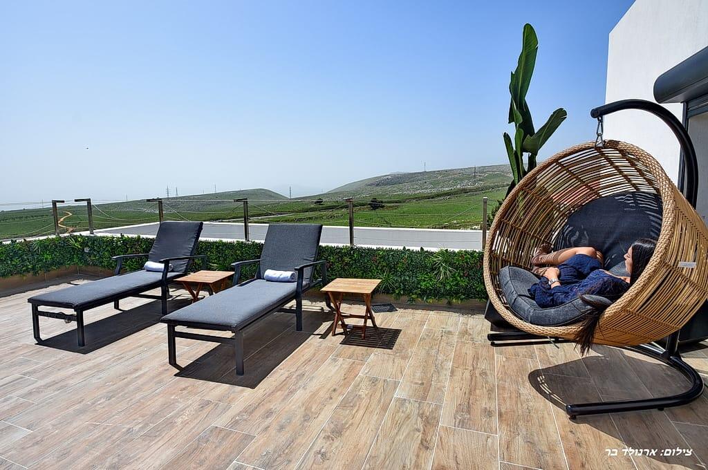 M בוטיק צפון  18  נופש - וי פור ויקיישן - V for Vacation