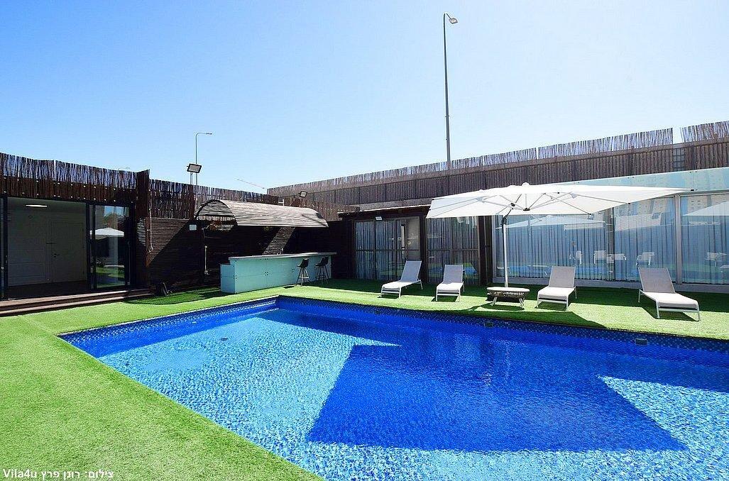 ריי ריזורט מרכז  2  נופש - וי פור ויקיישן - V for Vacation