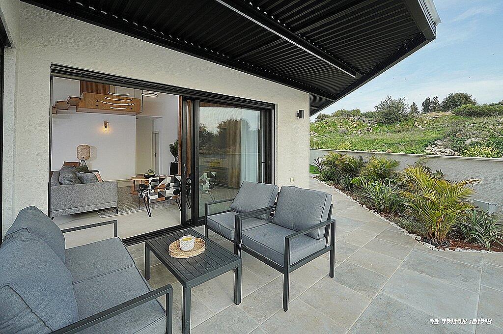 וילה הלליה צפון  21  נופש - וי פור ויקיישן - V for Vacation