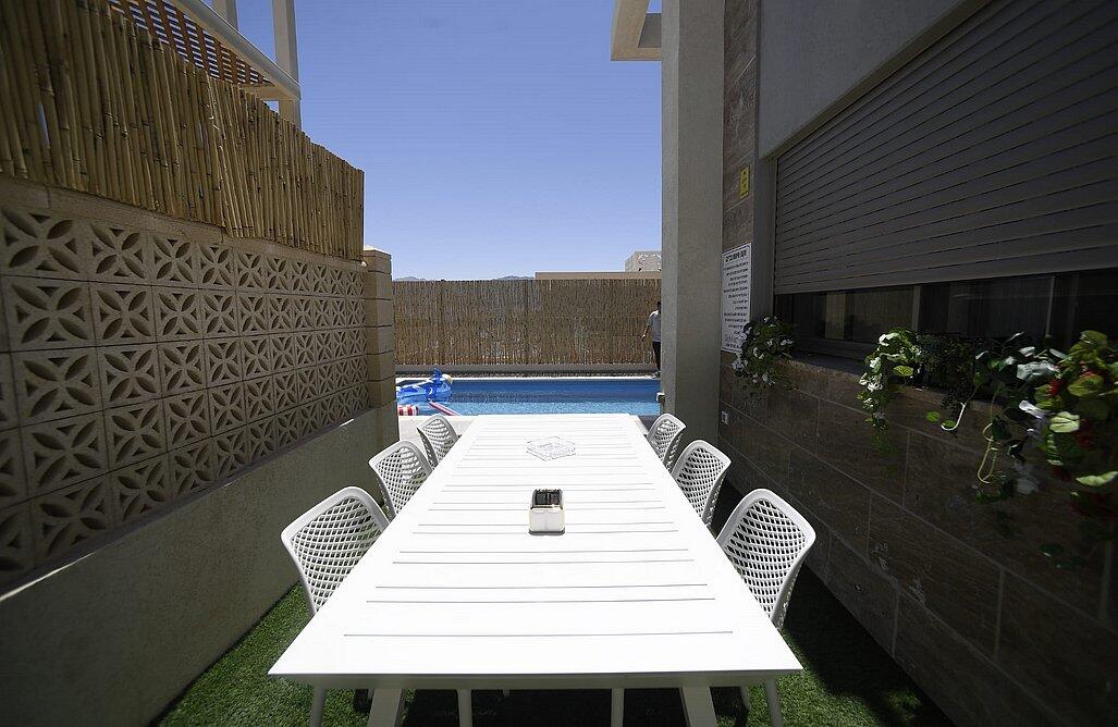 וילה שירת הים דרום  20  נופש - וי פור ויקיישן - V for Vacation