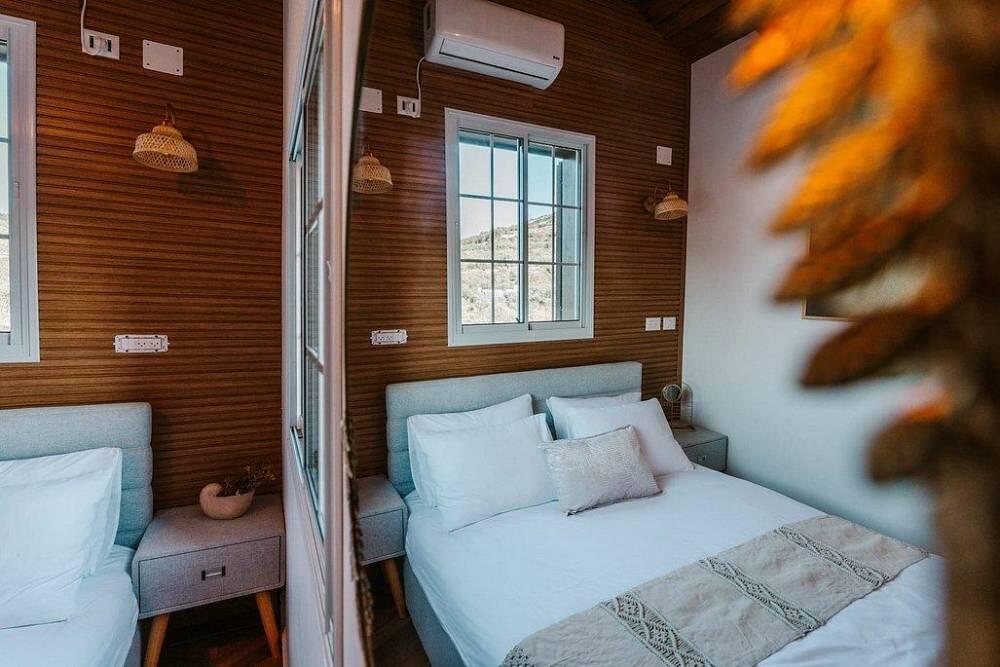 ויליג' בוטיק הגלילית צפון  38  נופש - וי פור ויקיישן - V for Vacation