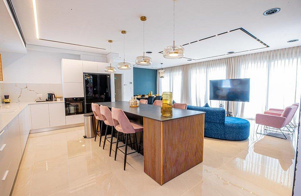 פנטהאוז יורו מרינה דרום  8  נופש - וי פור ויקיישן - V for Vacation