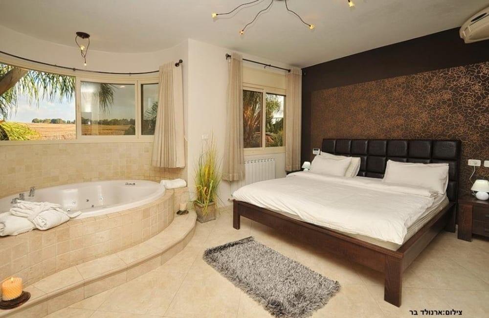 וילה קסטלו צפון  12  נופש - וי פור ויקיישן - V for Vacation