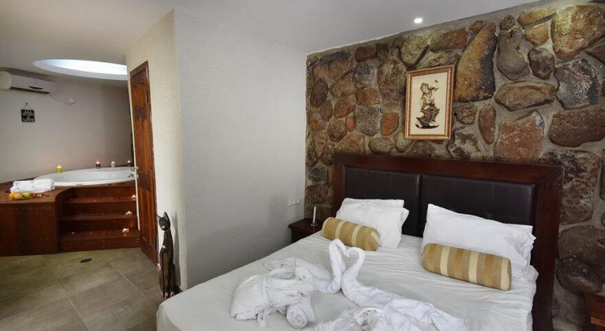 אצולה בגולן צפון  16  נופש - וי פור ויקיישן - V for Vacation