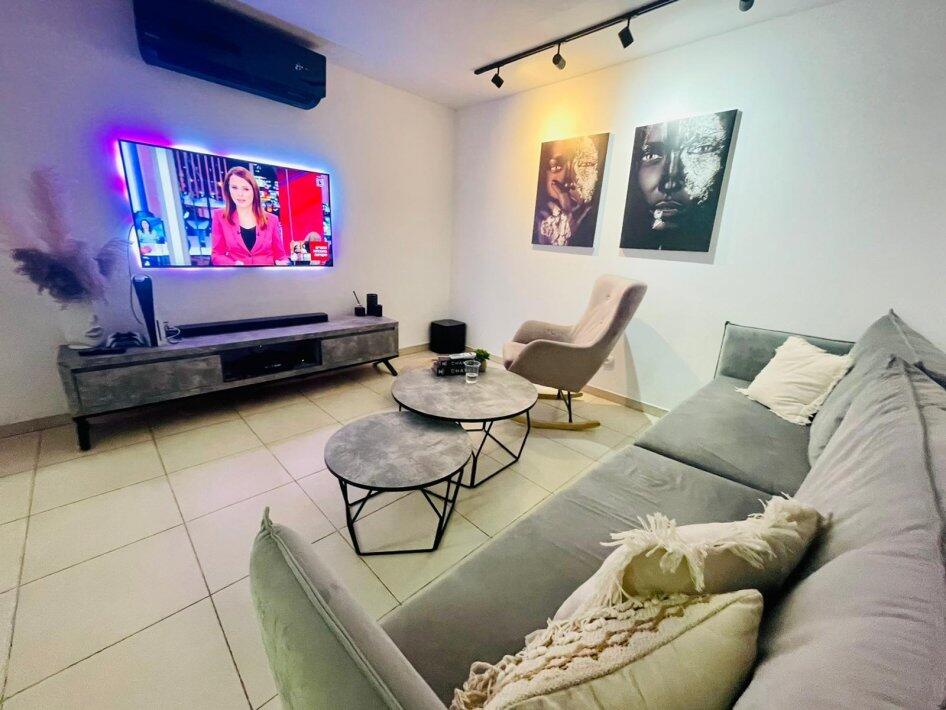 הולידיי בוטיק דרום  5  נופש - וי פור ויקיישן - V for Vacation