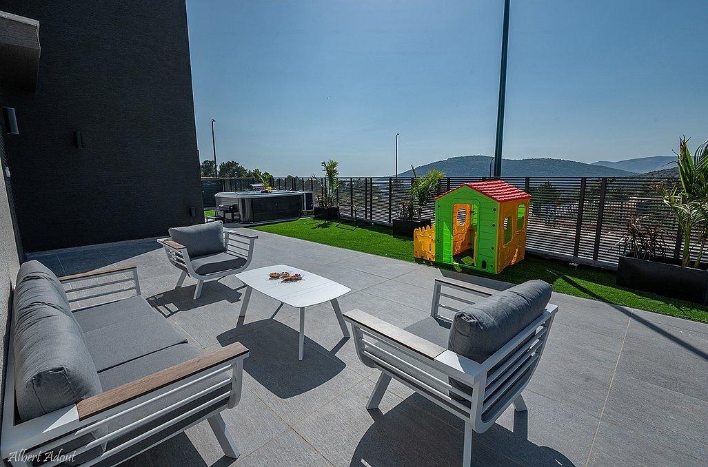 וילה אלגליס צפון  26  נופש - וי פור ויקיישן - V for Vacation