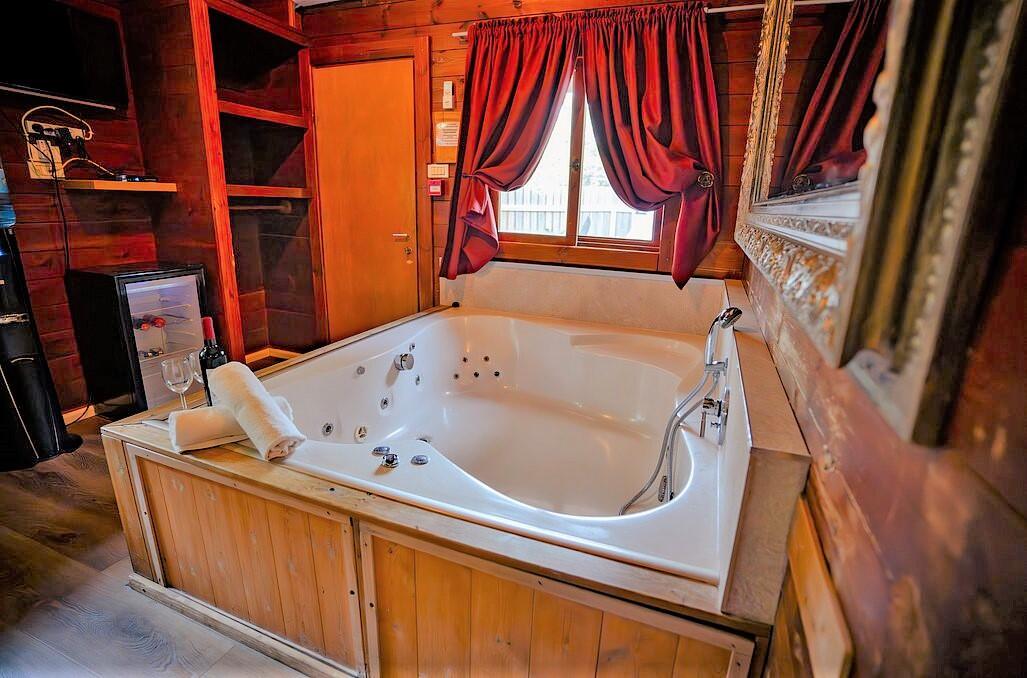 נווה בר - מלון בוטיק בכפר מרכז  6  נופש - וי פור ויקיישן - V for Vacation