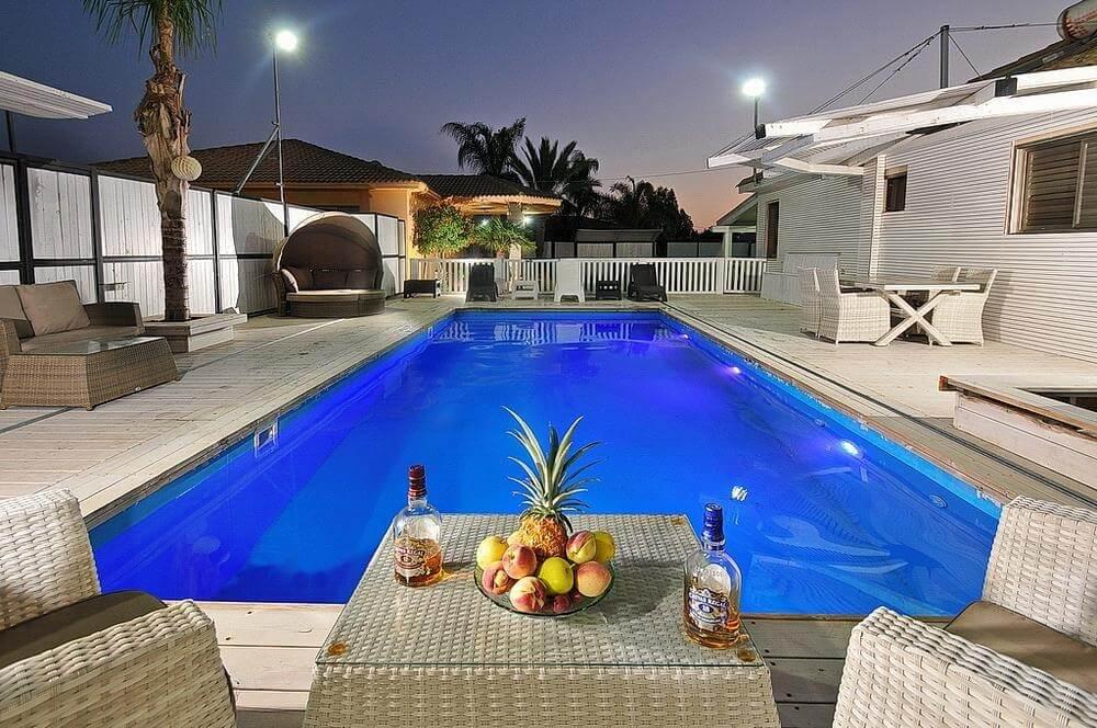 אחוזת בר דרום  15  נופש - וי פור ויקיישן - V for Vacation