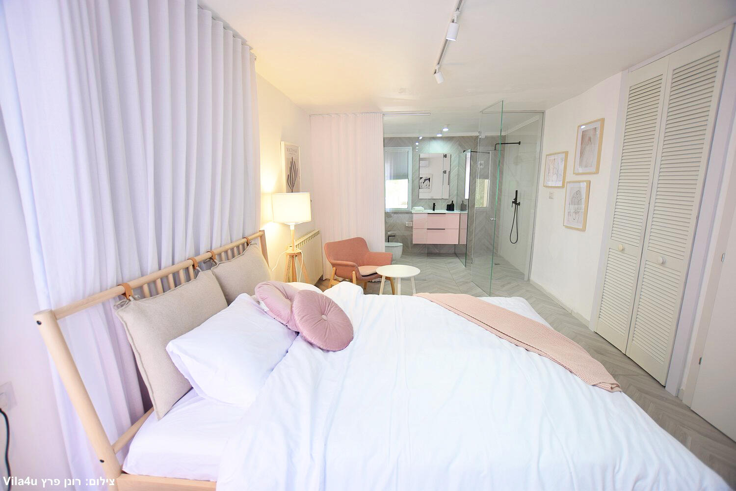 סוויטות רומאנס צפון  34  נופש - וי פור ויקיישן - V for Vacation