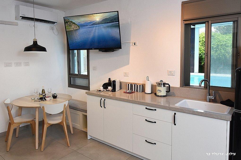 סוויטת שי צפון  7  נופש - וי פור ויקיישן - V for Vacation