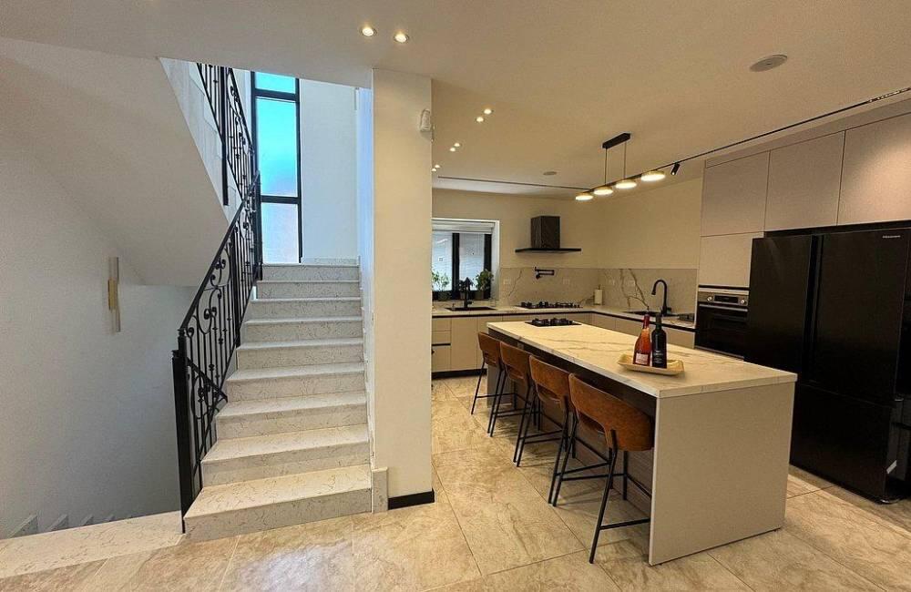 וילה רויאל ירושלים מרכז  18  נופש - וי פור ויקיישן - V for Vacation