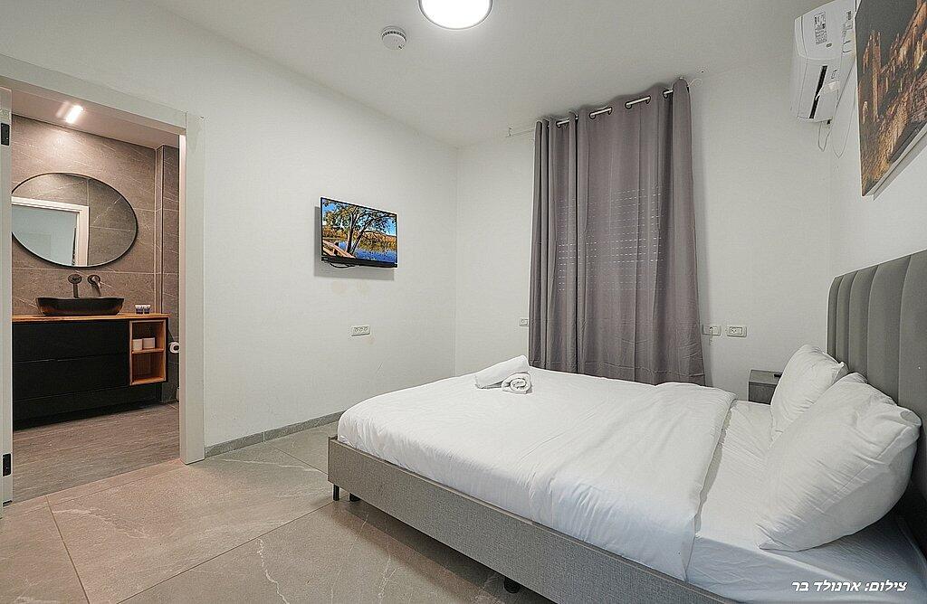 וילה יהלי צפון  12  נופש - וי פור ויקיישן - V for Vacation