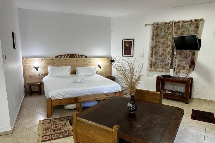 שיר החורש צפון  24  נופש - וי פור ויקיישן - V for Vacation