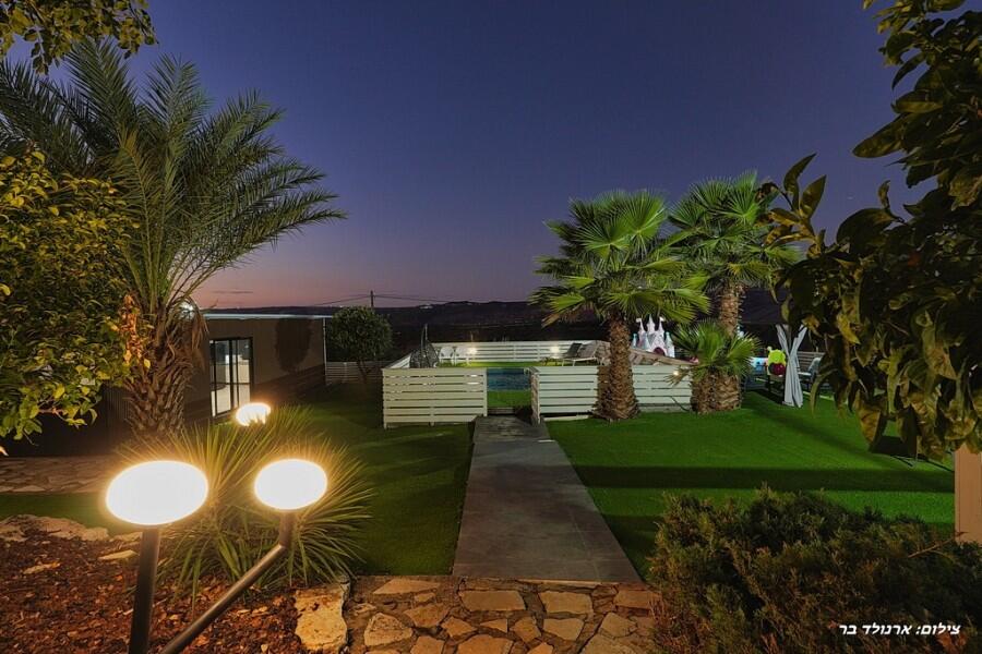 אחוזת נוף אכזיב צפון  24  נופש - וי פור ויקיישן - V for Vacation