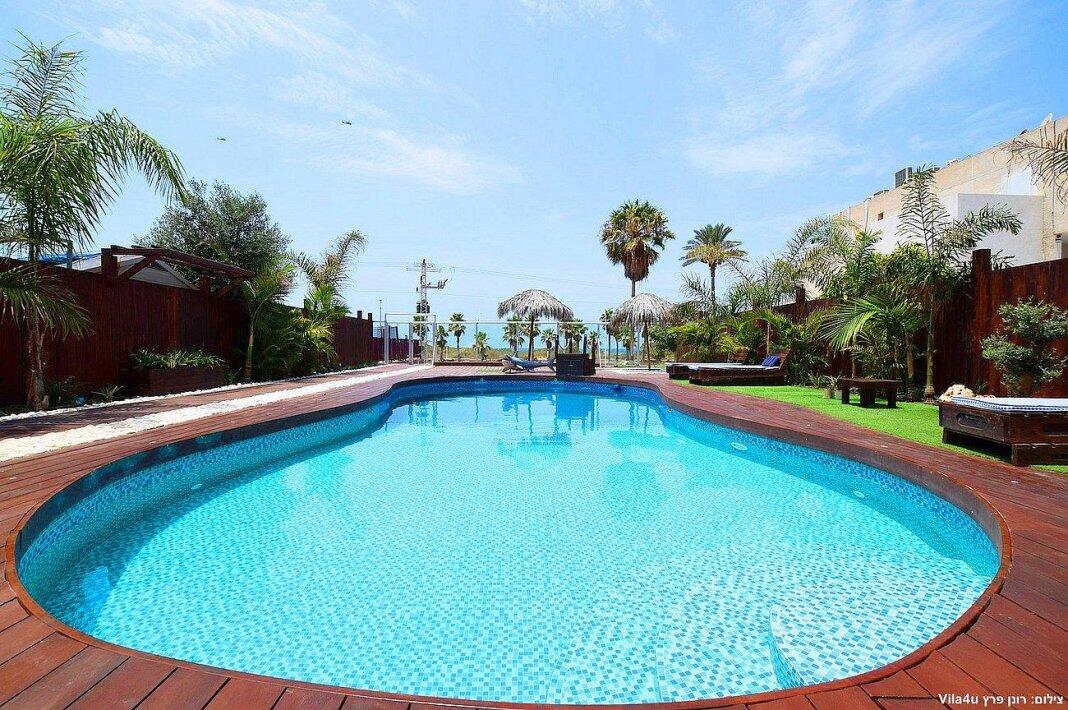 וילה בנגמין על הים מרכז  28  נופש - וי פור ויקיישן - V for Vacation