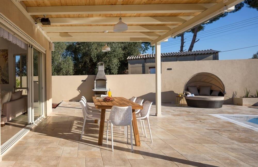 וילה רומיליה האוס צפון  5  נופש - וי פור ויקיישן - V for Vacation