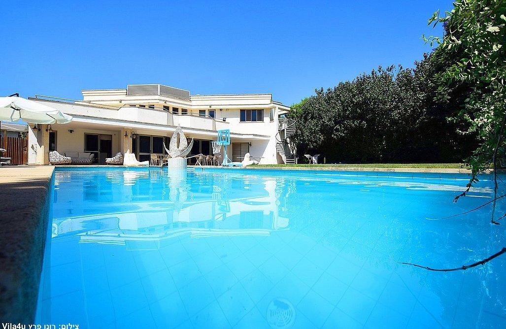 וילת לוטוס השרון מרכז  23  נופש - וי פור ויקיישן - V for Vacation