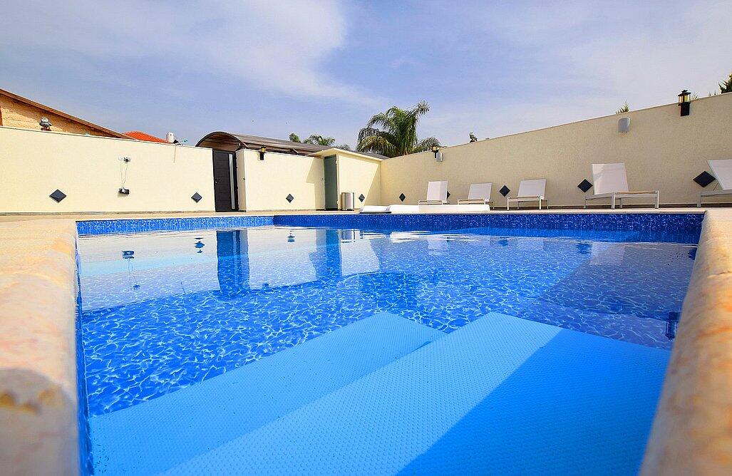 אחוזת רפאלי מרכז  33  נופש - וי פור ויקיישן - V for Vacation