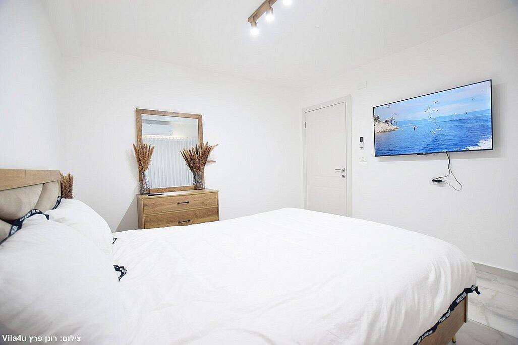 סאן סוויט צפון  13  נופש - וי פור ויקיישן - V for Vacation