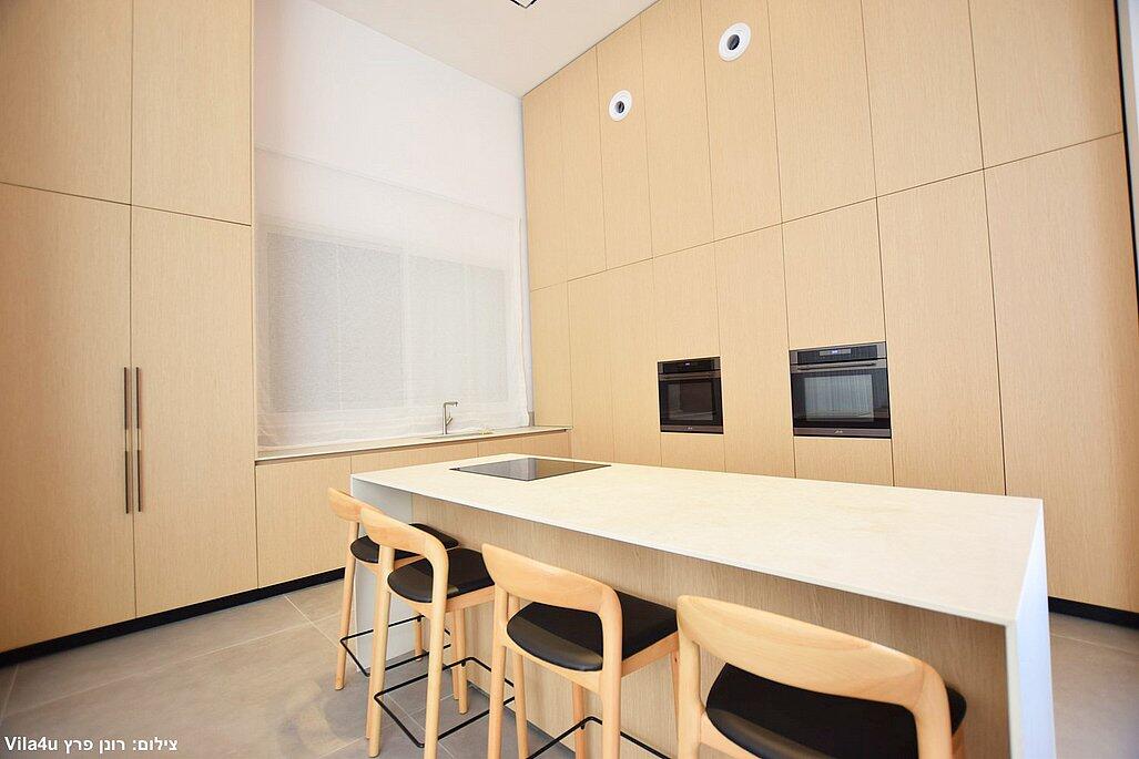 וילה אימפריה קיסריה מרכז  9  נופש - וי פור ויקיישן - V for Vacation