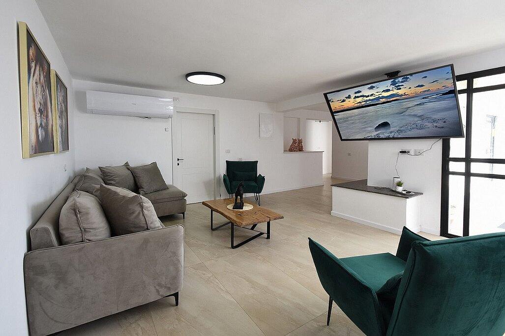 וילת דרים רם - Dream Ram צפון  19  נופש - וי פור ויקיישן - V for Vacation