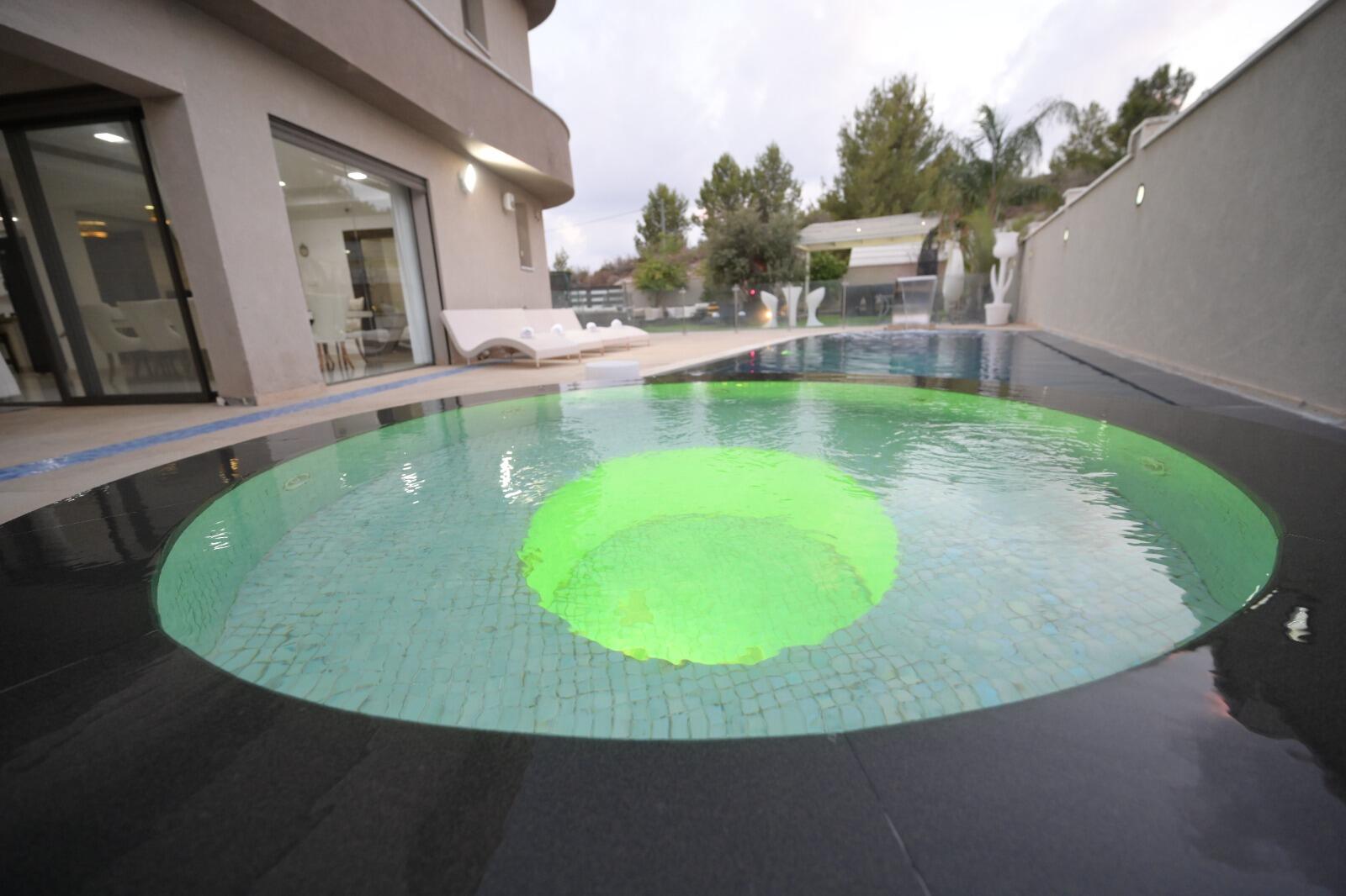 אחוזת אורי בגליל צפון  45  נופש - וי פור ויקיישן - V for Vacation