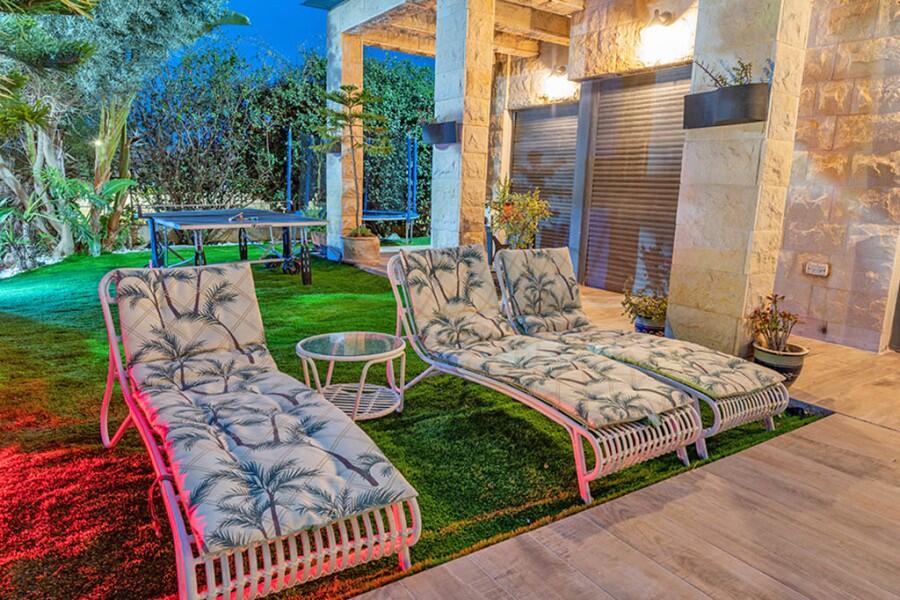 באטצי סוויטות יוקרה צפון  15  נופש - וי פור ויקיישן - V for Vacation