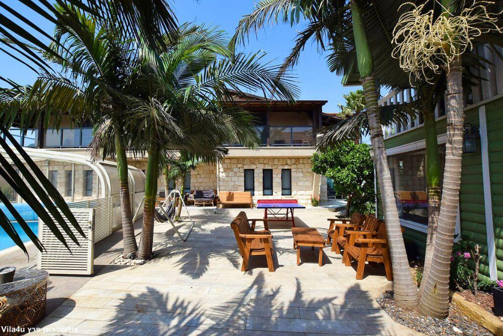 אחוזת שלמה צפון  17  נופש - וי פור ויקיישן - V for Vacation