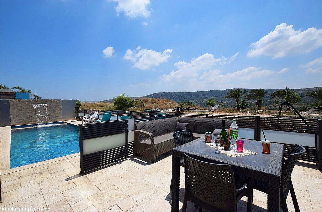 אחוזת האור צפון  3  נופש - וי פור ויקיישן - V for Vacation