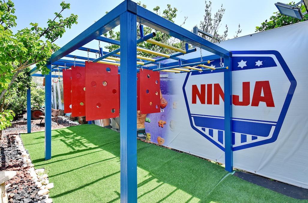 וילה מיקאסה בטבע צפון  4  נופש - וי פור ויקיישן - V for Vacation