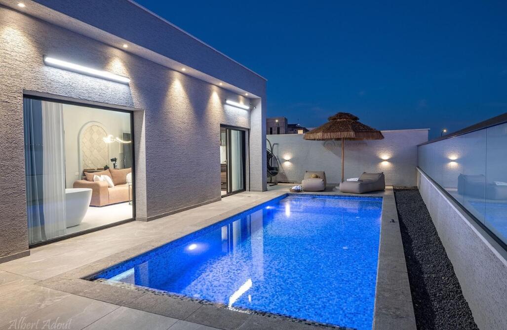 ארקו סוויט צפון  21  נופש - וי פור ויקיישן - V for Vacation