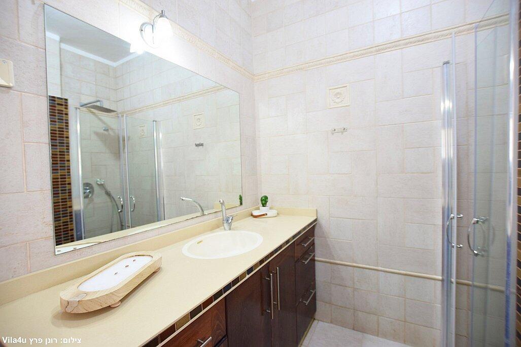 סוויטת דרים בוטיק צפון  30  נופש - וי פור ויקיישן - V for Vacation