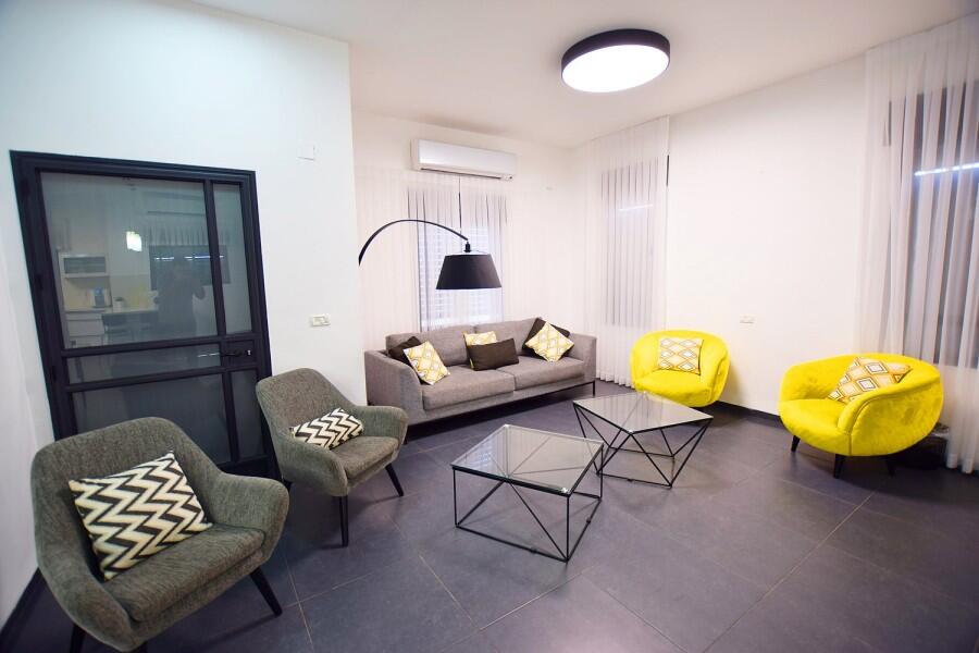 קבוצת פלאזה בוטיק צפון  11  נופש - וי פור ויקיישן - V for Vacation