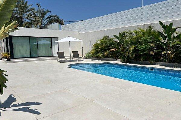 וילה מאיה - Villa Maya בהרצליה מרכז  10  נופש - וי פור ויקיישן - V for Vacation