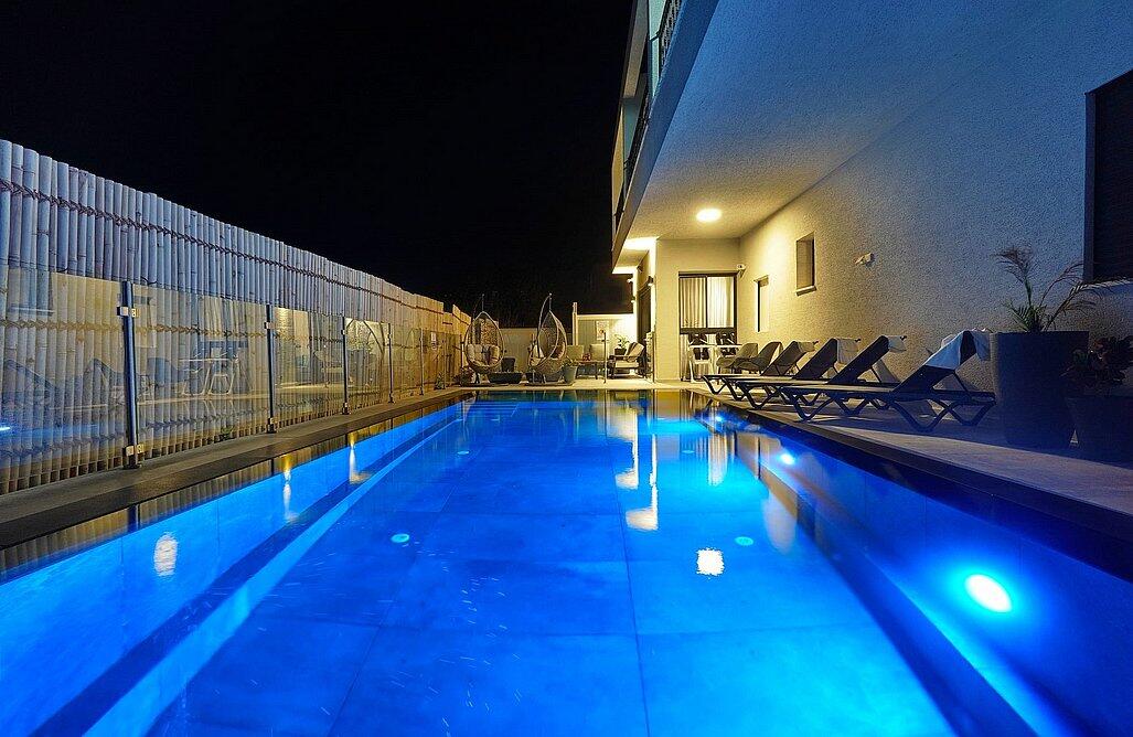 וילה הראל צפון  23  נופש - וי פור ויקיישן - V for Vacation