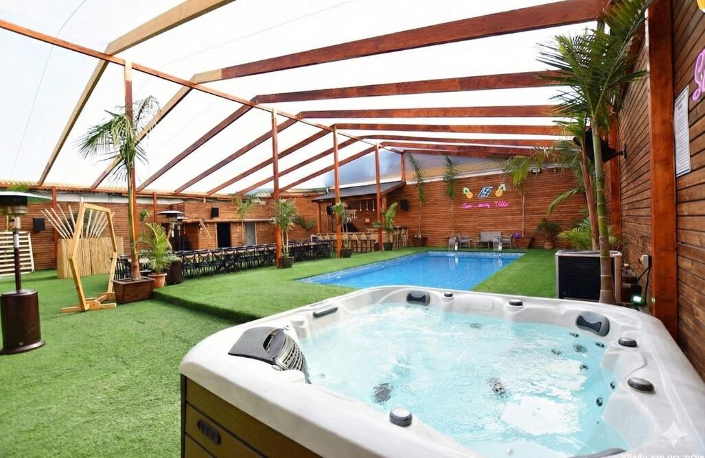Casa Event - קאסה איוונט מרכז  2  נופש - וי פור ויקיישן - V for Vacation