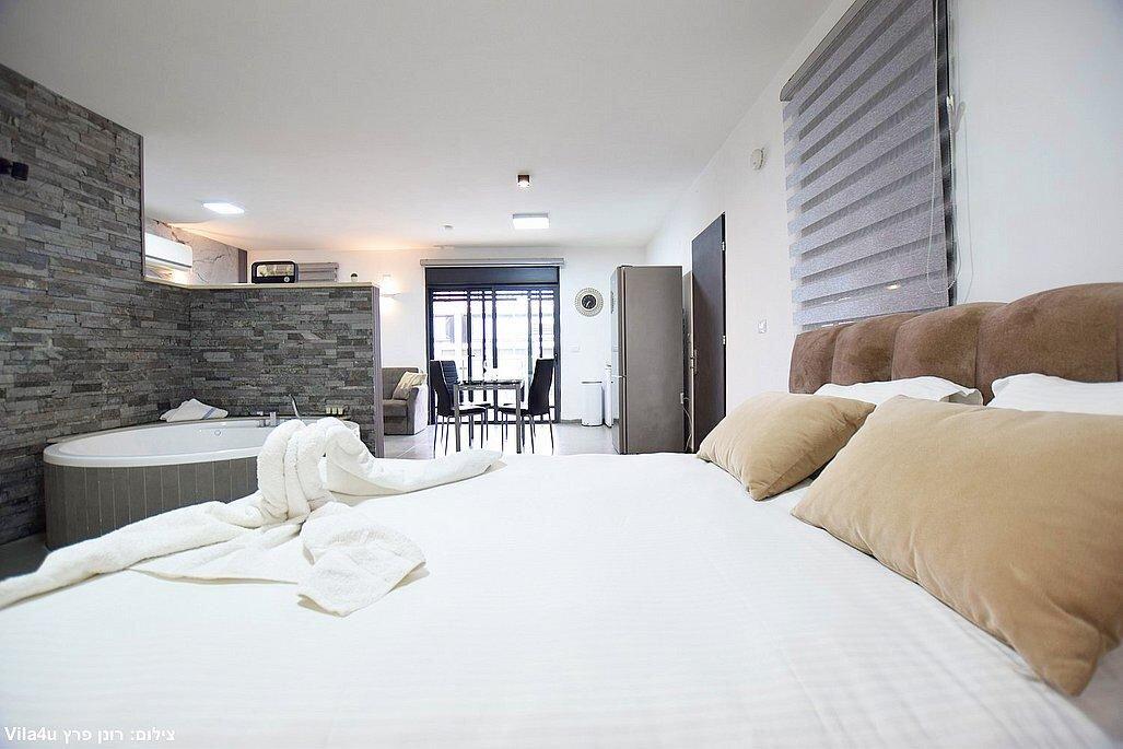 אחוזת אימרי צפון  15  נופש - וי פור ויקיישן - V for Vacation