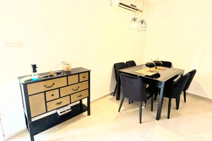 בשדות של המושב דרום  10  נופש - וי פור ויקיישן - V for Vacation