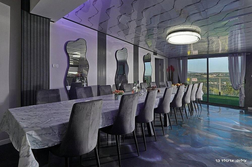 אחוזת אורפז צפון  31  נופש - וי פור ויקיישן - V for Vacation