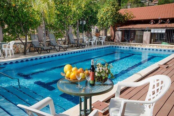 פרובנס בגן צפון  9  נופש - וי פור ויקיישן - V for Vacation