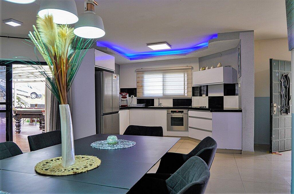 וילה אלברטו צפון  11  נופש - וי פור ויקיישן - V for Vacation