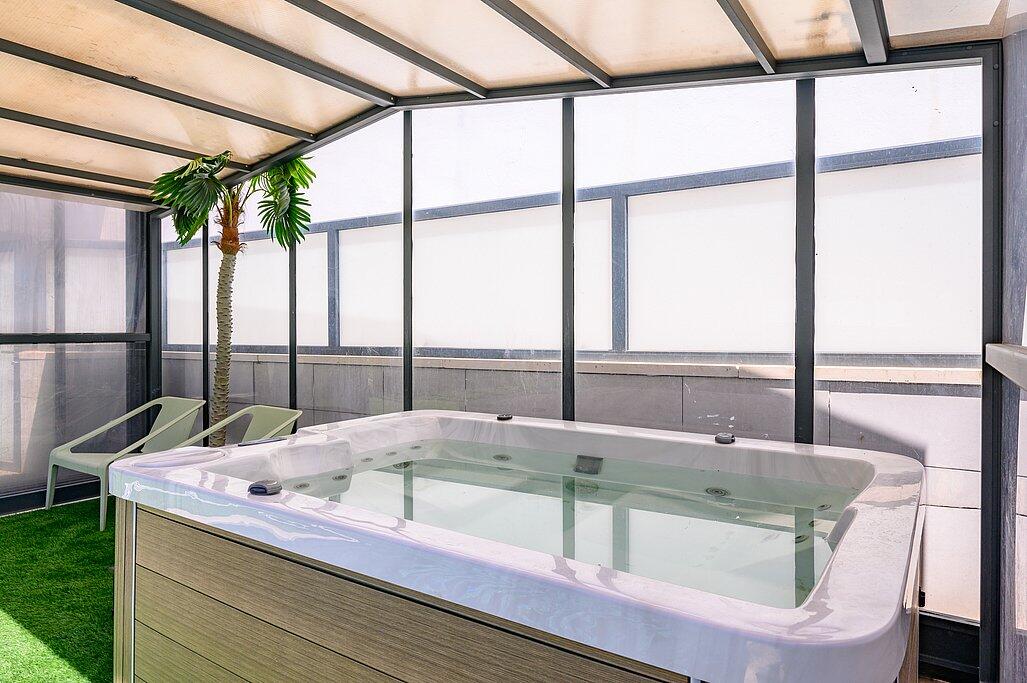 סוויטת רפאל צפון  28  נופש - וי פור ויקיישן - V for Vacation