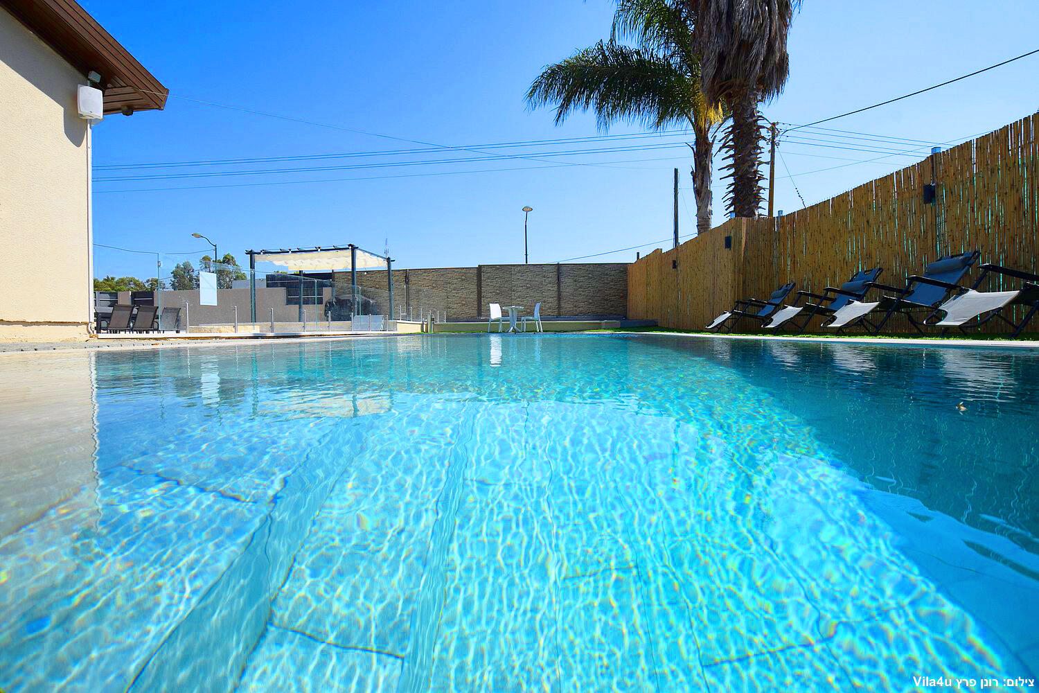 אחוזת כרמא מרכז  25  נופש - וי פור ויקיישן - V for Vacation