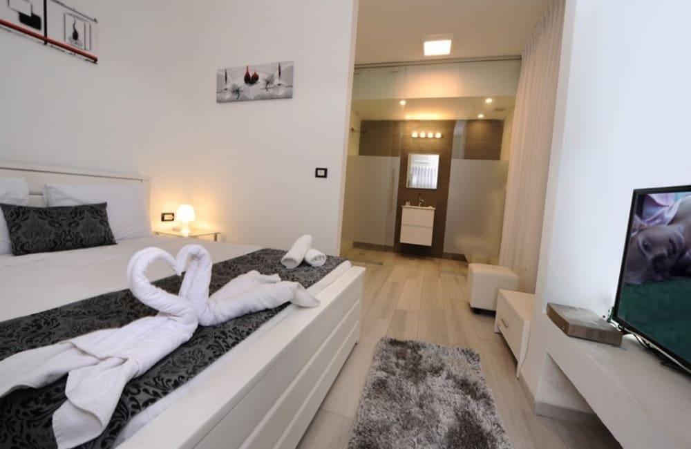 יהלי סוויטות אירוח צפון  9  נופש - וי פור ויקיישן - V for Vacation