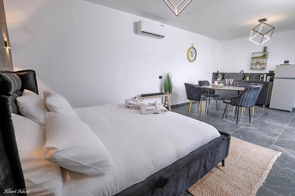 רפאל רויאל צפון  14  נופש - וי פור ויקיישן - V for Vacation