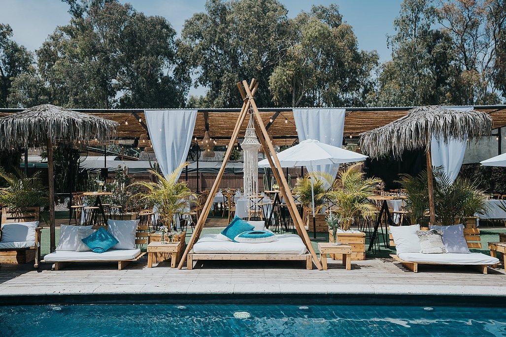 משק 17 מרכז  16  נופש - וי פור ויקיישן - V for Vacation