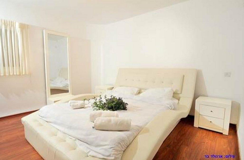 אחוזת אלונים ירכא צפון  23  נופש - וי פור ויקיישן - V for Vacation