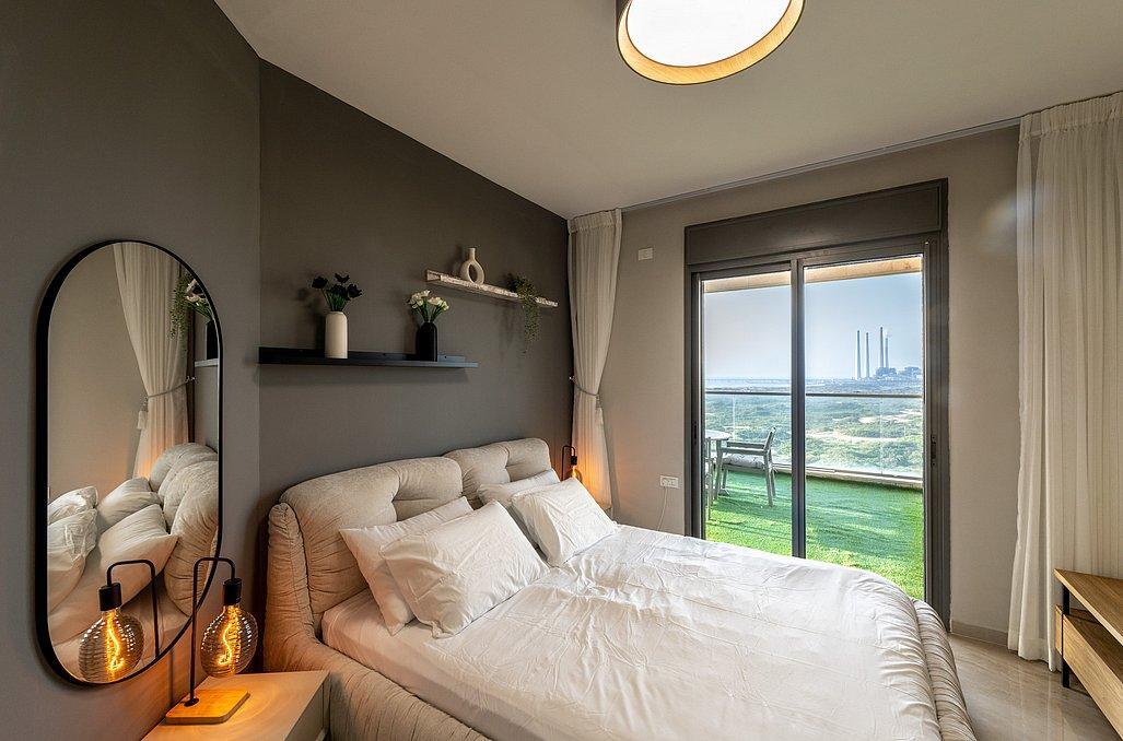 אושן פנטהאוז מרכז  11  נופש - וי פור ויקיישן - V for Vacation