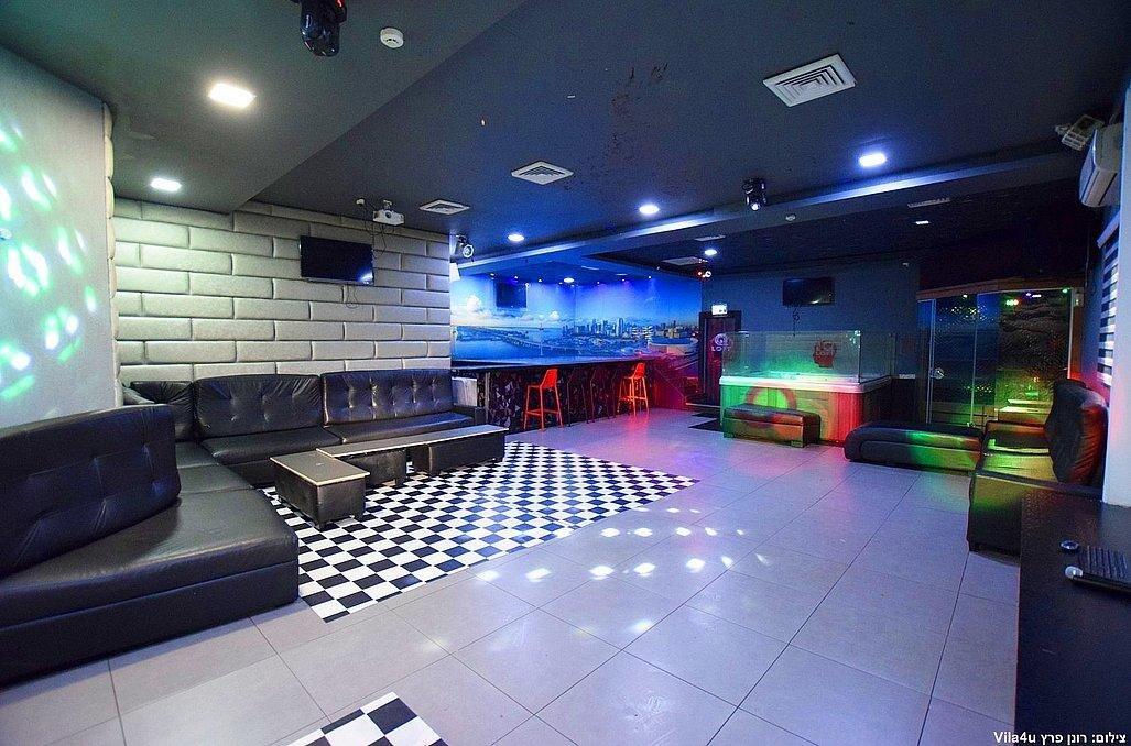 אינפיניטי לופט מרכז  16  לופט 4 יו