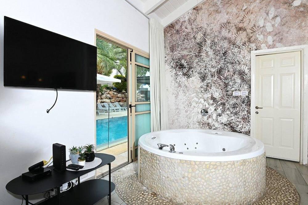 אחוזת לירי ריזורט צפון  14  נופש - וי פור ויקיישן - V for Vacation